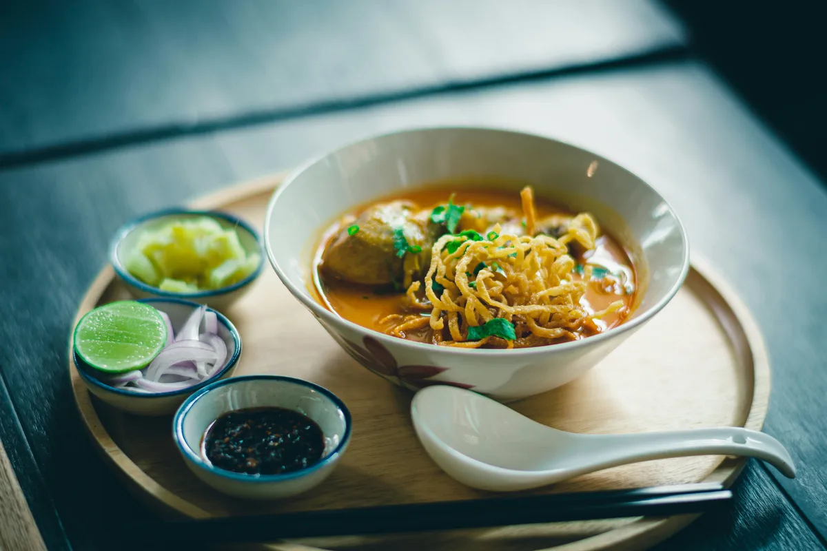 Khao soi plate
